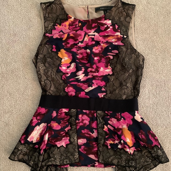 BCBG unique lace and floral top - Picture 1 of 3